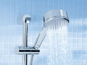 ahorro de agua en la ducha | water saving in the shower | économie d'eau sous la douche